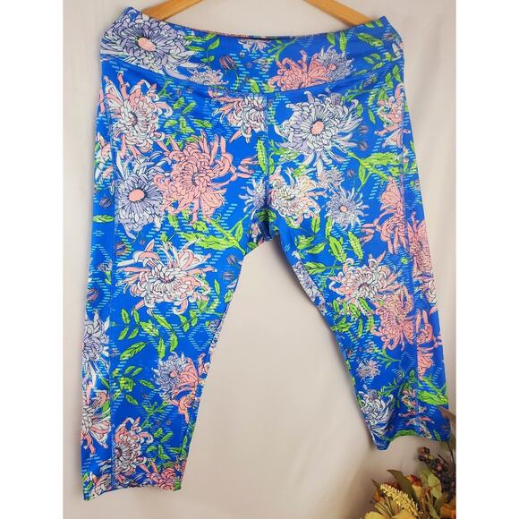 LuLaRoe Leggings XL Capri Butter Soft Blue Floral Print Womens Plus Size - Picture 2 of 7